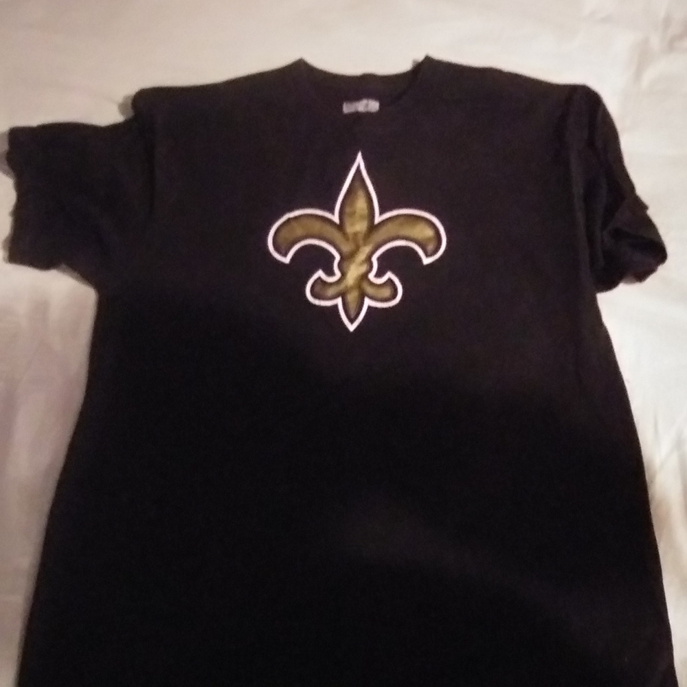 Saints tee